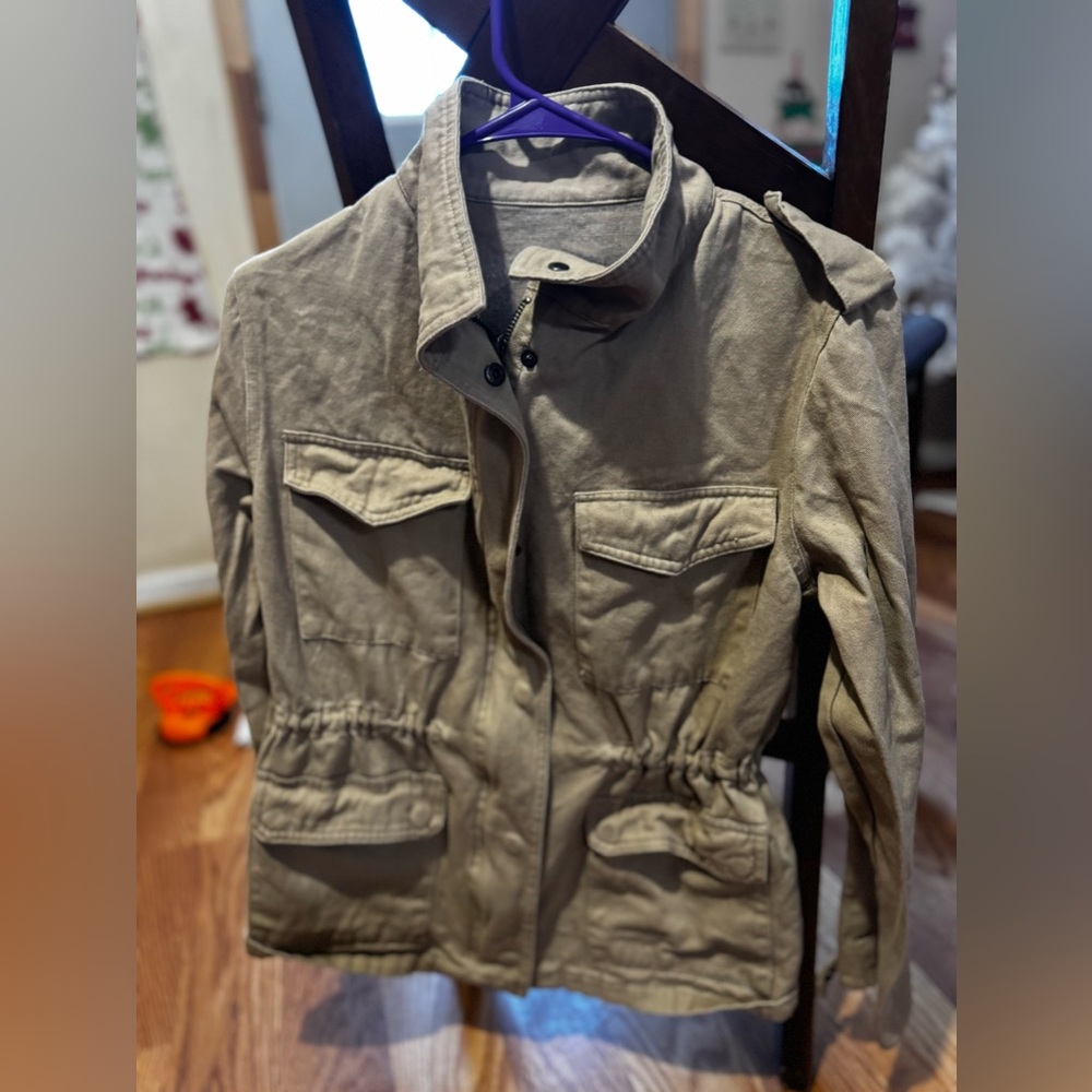 Khaki jacket size medium!